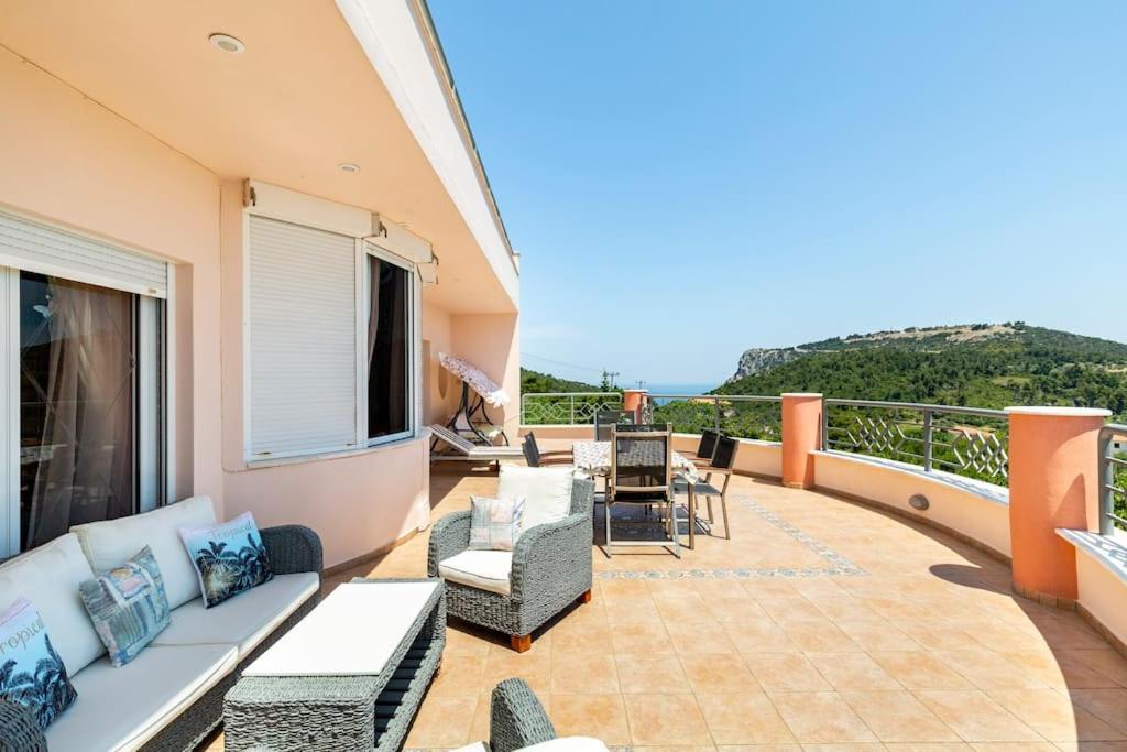 Villa Serenity Kymi Exterior foto
